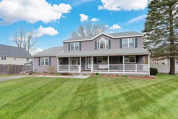 49 Brown St, Attleboro, MA 02703