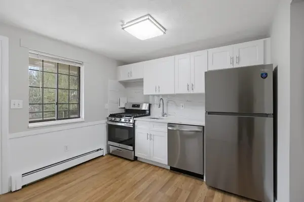 30 Colonial Dr #5A, Andover, MA 01810