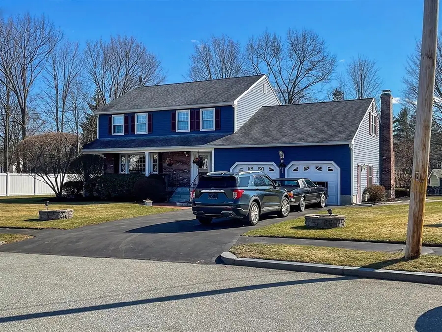 29 Louanis Drive, Reading, MA 01867 - #2