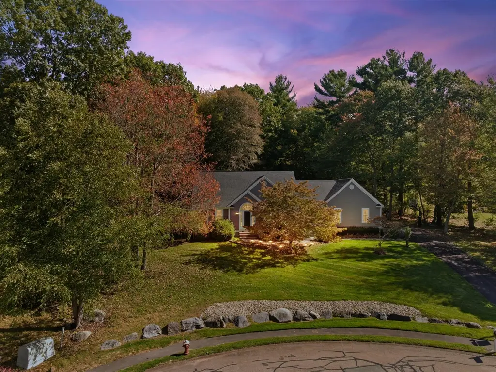 201 Buck Knoll Rd, Raynham, MA 02767 - #1