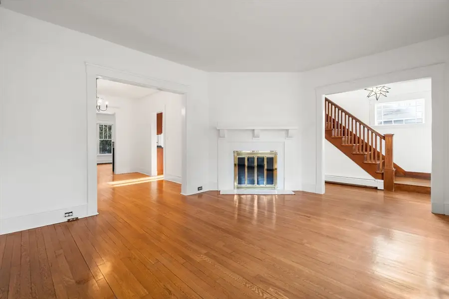 16 Intervale Road, Wellesley, MA 02481 - #3