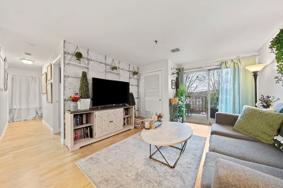 230 Willard St #207, Quincy, MA 02169 - #2