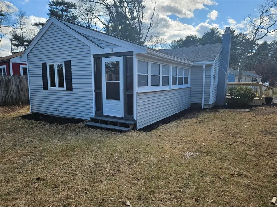 68 Crystal Lake Dr, Carver, MA 02330 - #3