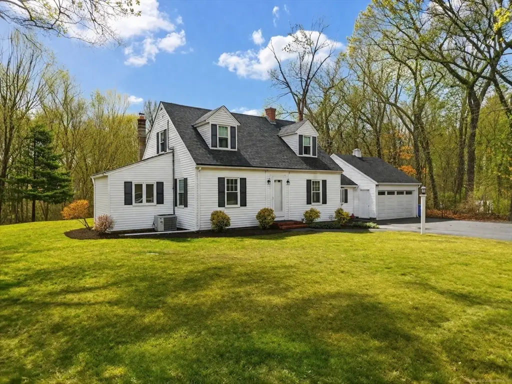 129 Mill St, Hopedale, MA 01747 - #1