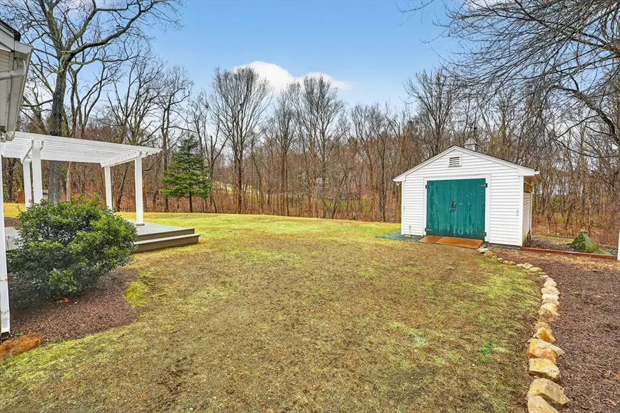 129 Mill St, Hopedale, MA 01747 - #3