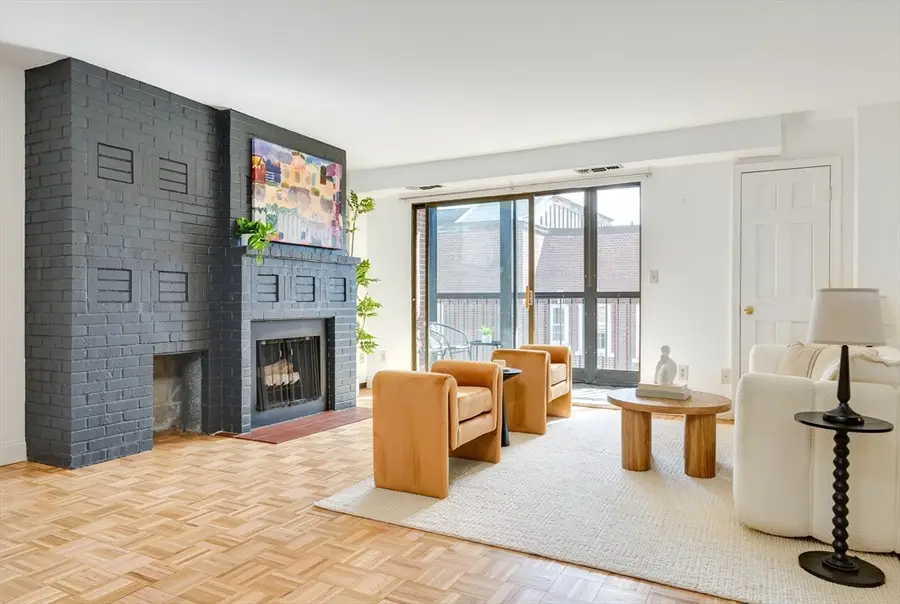 1580 Massachusetts Ave #7C, Cambridge, MA 02138 - #2