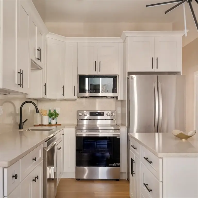 350 Windsor Street #1, Cambridge, MA 02141 - #2