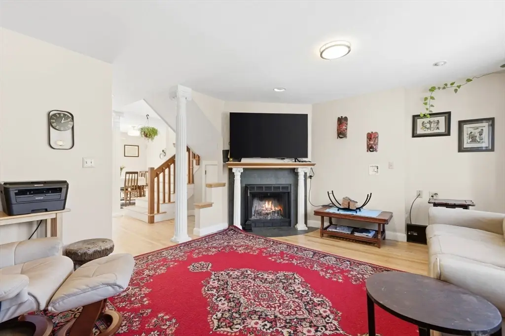 626 Washington St #4, Brookline, MA 02446 - #1