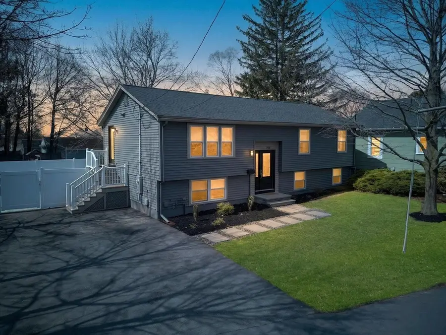 219 Waverley Rd #219, North Andover, MA 01845 - #3