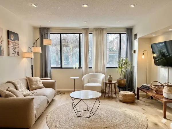 1731 Beacon St #4, Brookline, MA 02445