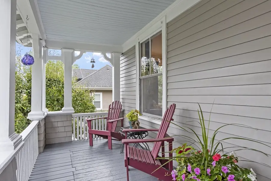 6 Moore Ave, Worcester, MA 01602 - #2