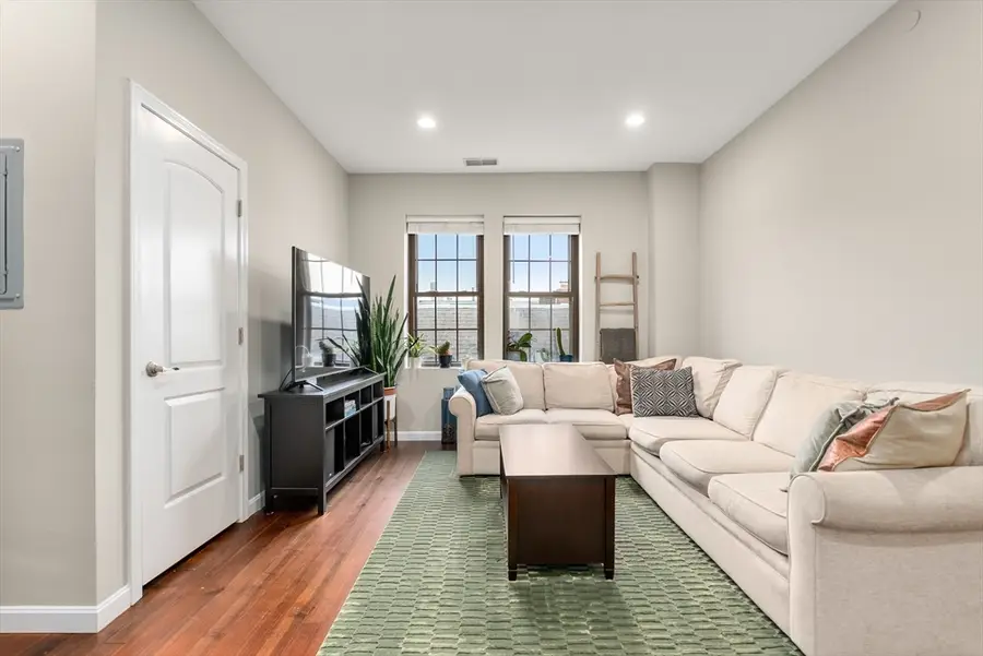 81 Broadway #11, Chelsea, MA 02150 - #2