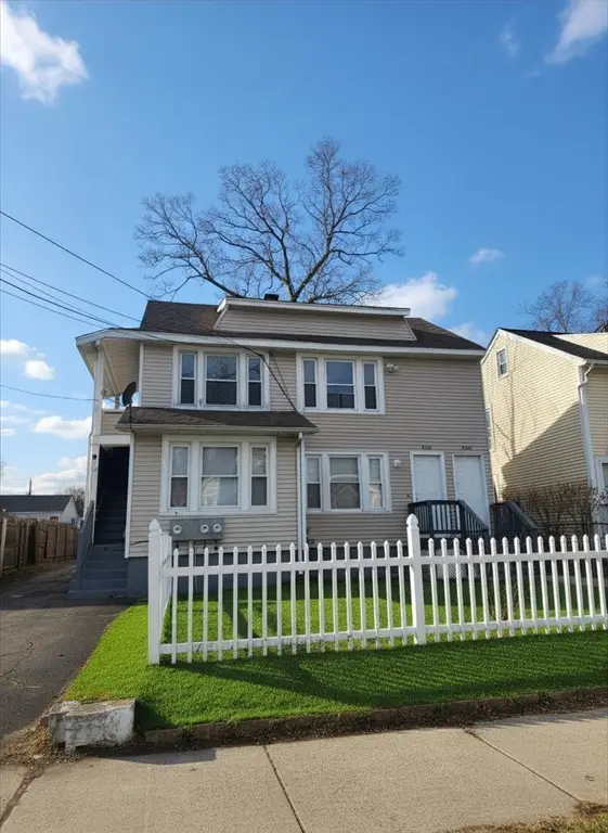 456-458 Page Blvd, Springfield, MA 01104