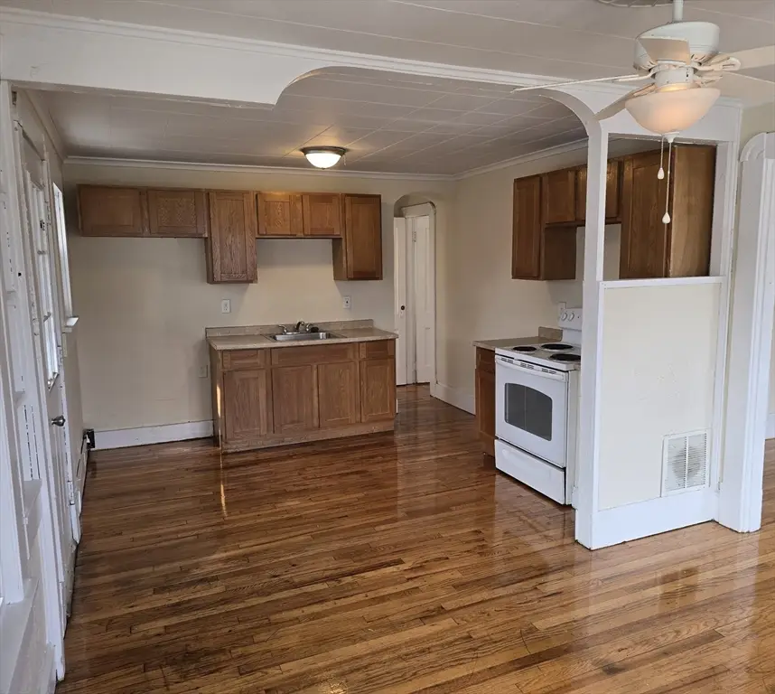 456-458 Page Blvd, Springfield, MA 01104 - #2