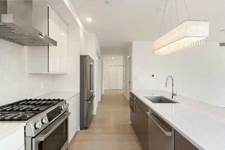 20 W 5th #2L, Boston, MA 02127 - #3