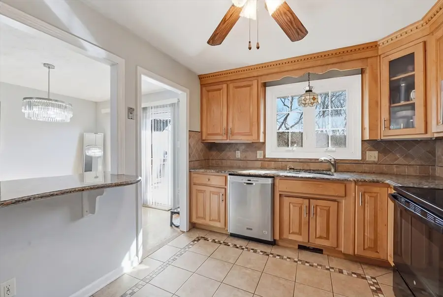 54 Blanchard, Leominster, MA 01453 - #3