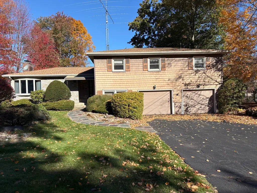 121 West Meadowview Road, Holyoke, MA 01040 - #1