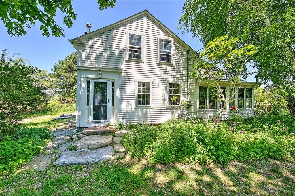 408 Hix Bridge Road, Westport, MA 02790 - #1