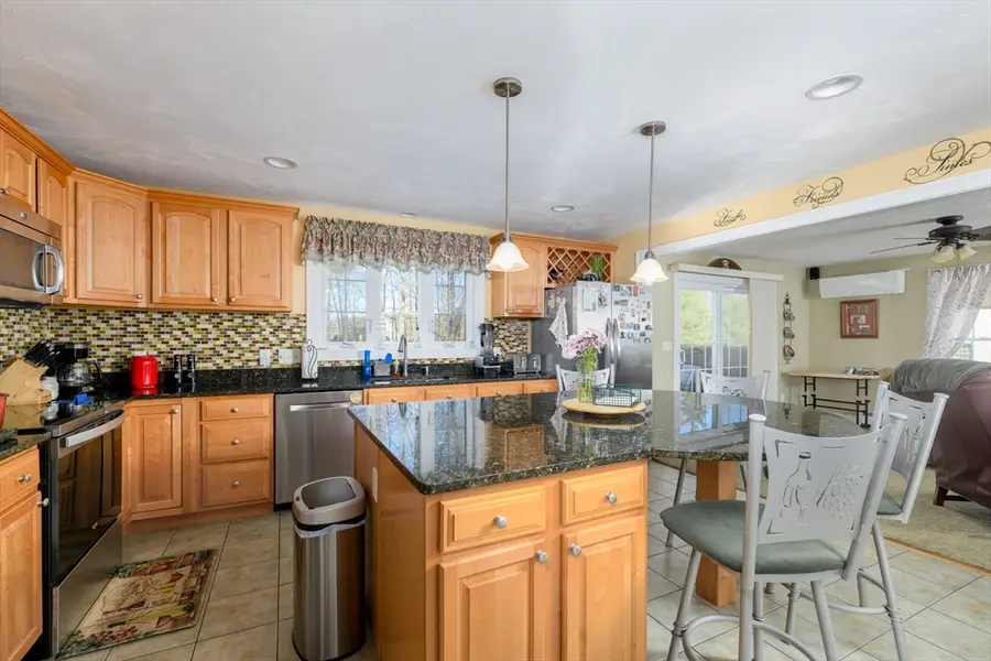 34 Marjorie Lane, Rutland, MA 01543 - #3