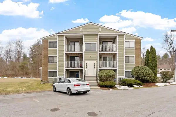 3 Bridgeview Circle #58, Tyngsborough, MA 01879