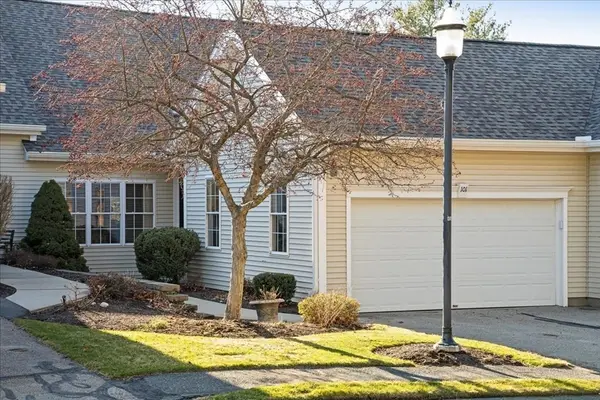 101 Orchard Meadow Dr #59, Shrewsbury, MA 01545