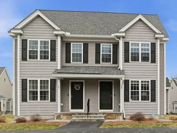 13 Grace Way #79, Tyngsborough, MA 01879