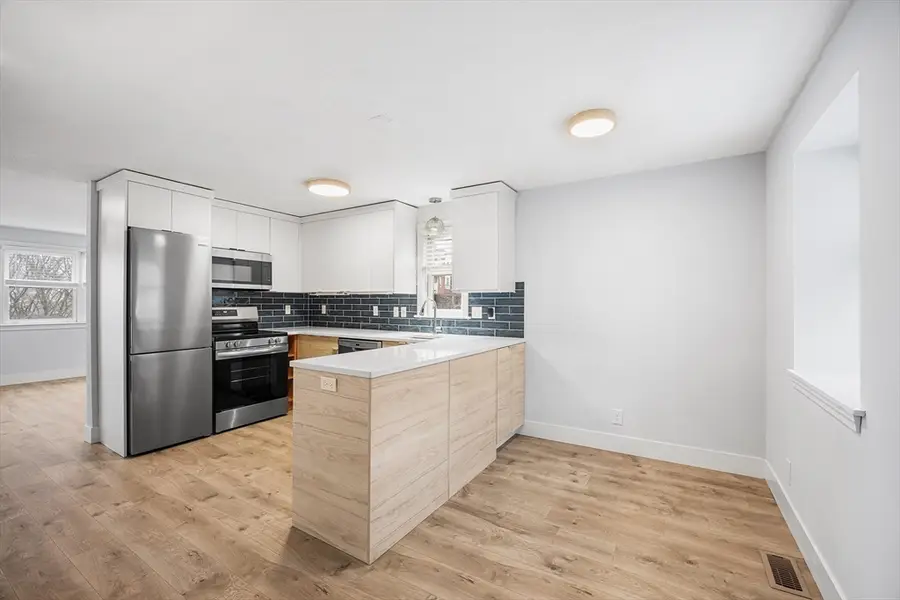 28 Margin St #A, Lynn, MA 01905 - #3