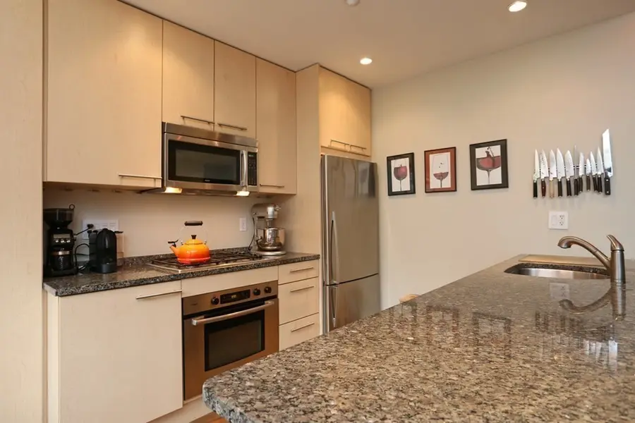 35 Fay St #202, Boston, MA 02118 - #3