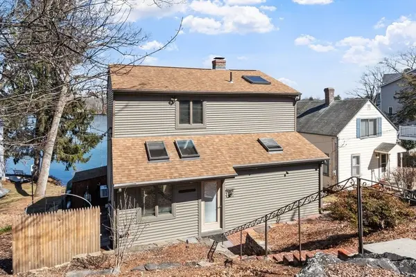 469 Lake Ave, Worcester, MA 01604