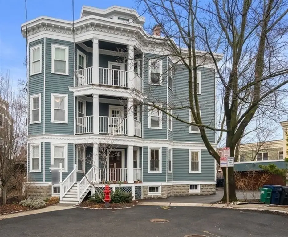 12 Fainwood Circle #1, Cambridge, MA 02139 - #1