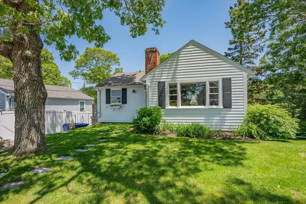 22 Wallace Point, Bourne, MA 02532