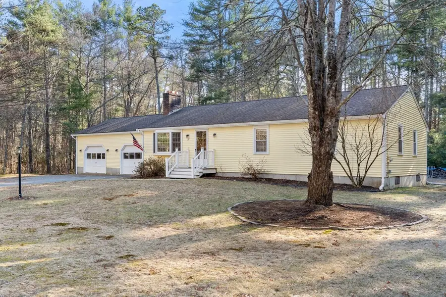 37 Stuart Rd, Rochester, MA 02770 - #2