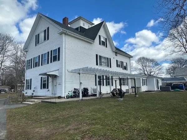 218 Main St, Acushnet, MA 02743