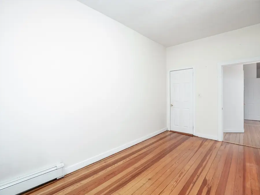 4 Saxton St, Boston, MA 02125 - #3