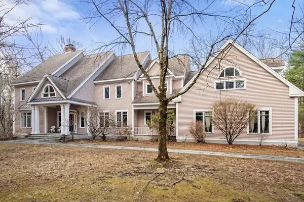 146 Aldershot Ln, Carlisle, MA 01741