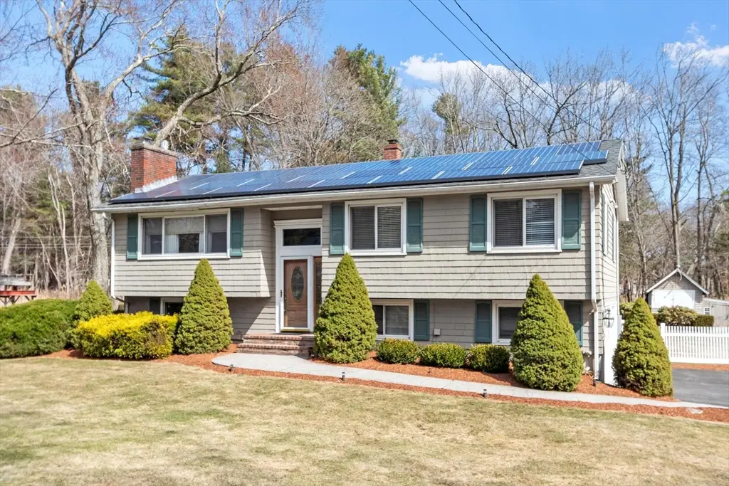 4 Dayton Street, North Chelmsford, MA 01863 - #1