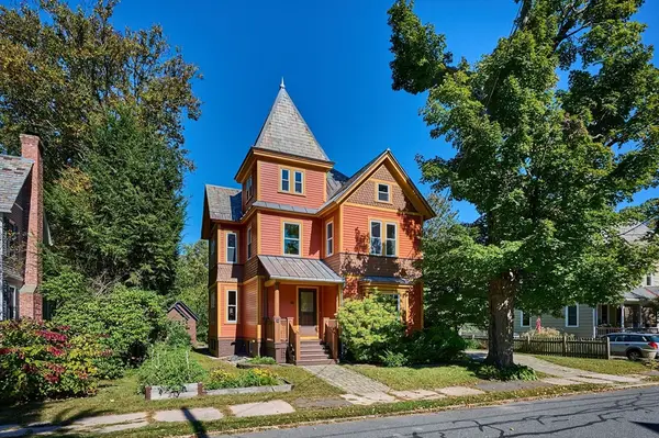 46 Columbus Ave, Northampton, MA 01060