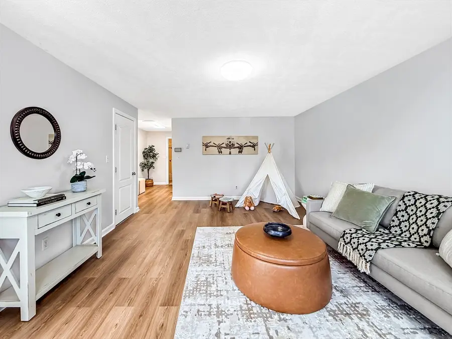 31 Dunn Rd #31, Revere, MA 02151 - #3