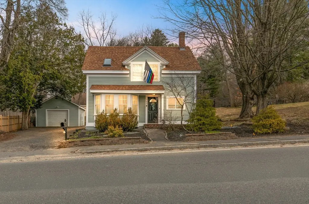 768 Salem, Groveland, MA 01834 - #1