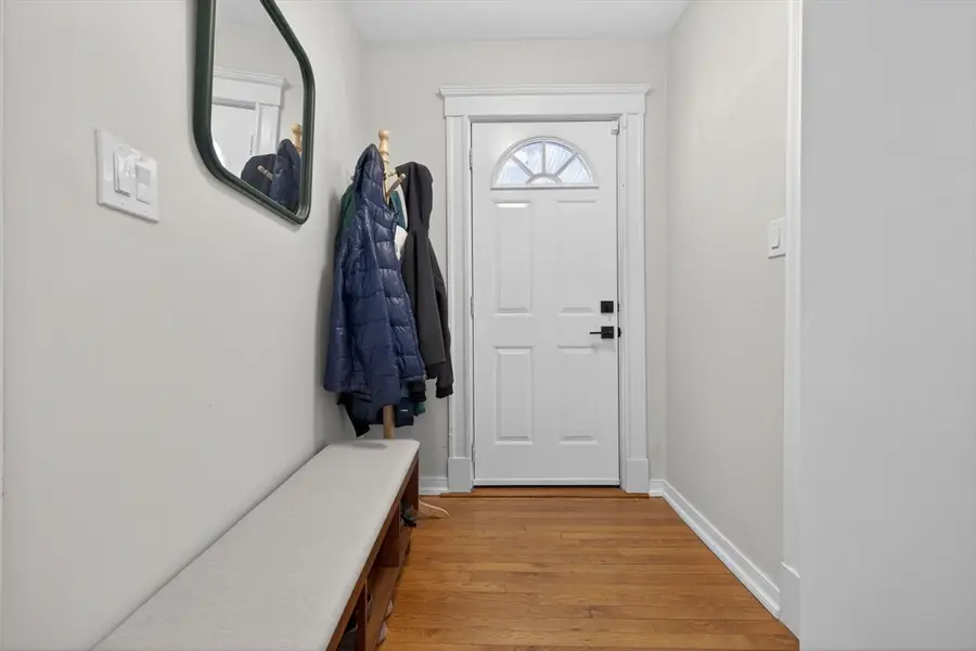 37-39 Bond Street #37, Somerville, MA 02145 - #3