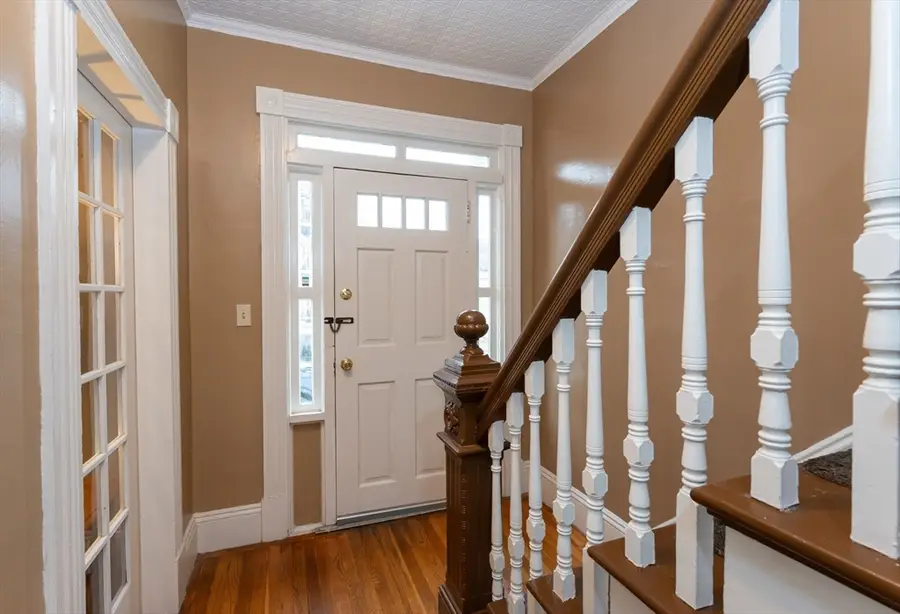 10 Fay St, Lowell, MA 01852 - #3