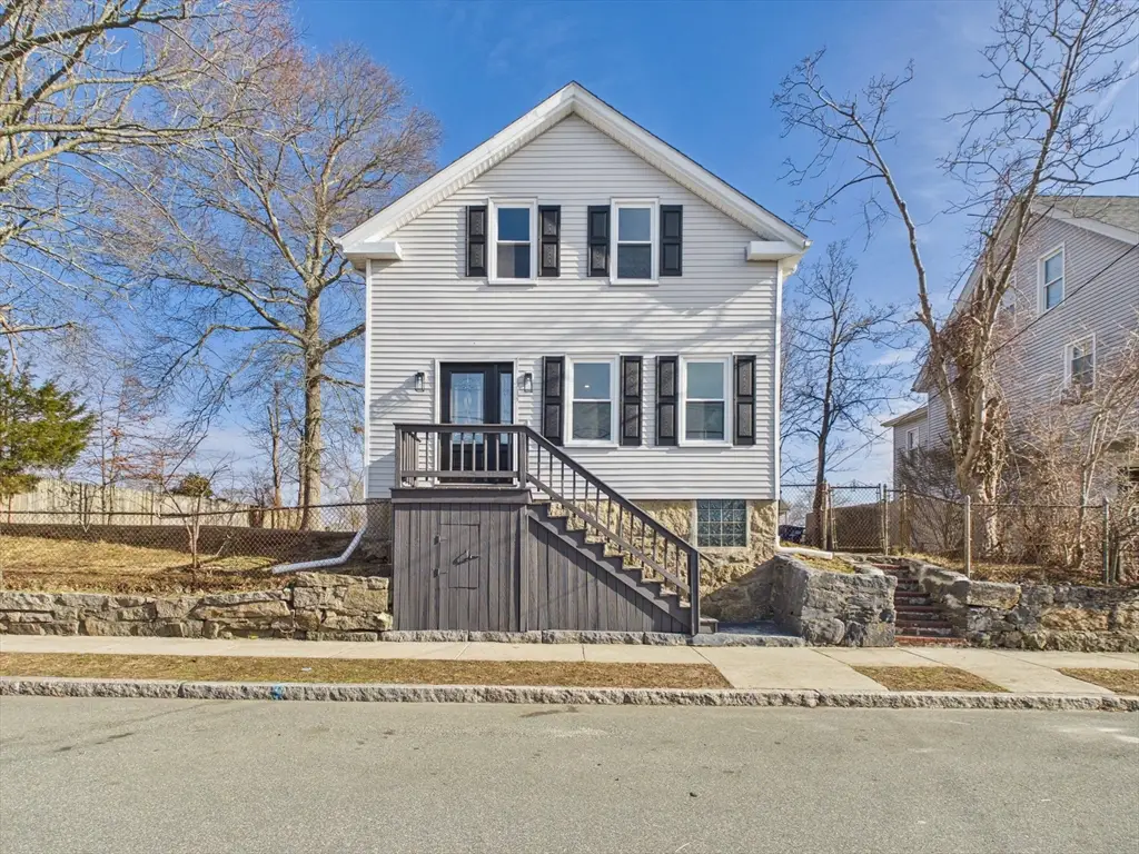 5 Weaver St, New Bedford, MA 02740 - #1