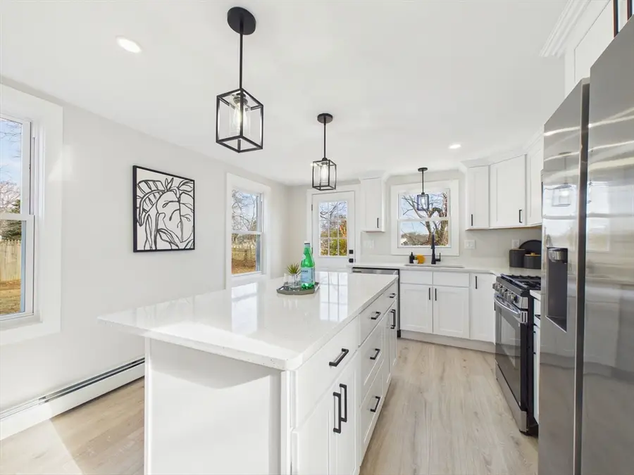 5 Weaver St, New Bedford, MA 02740 - #3