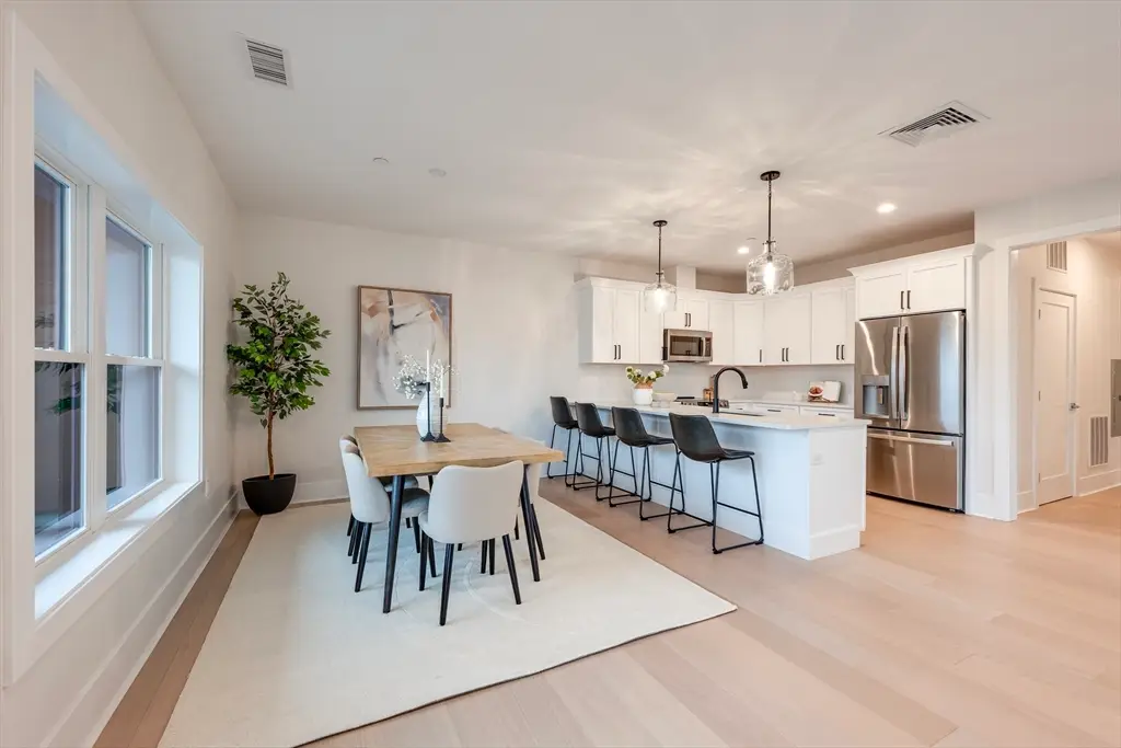 62 Foundry St #202, Wakefield, MA 01880 - #1