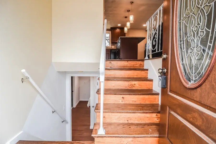 215 Trull Lane E, Lowell, MA 01852 - #3