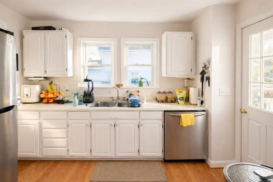 23 Stillman St, Framingham, MA 01702 - #3