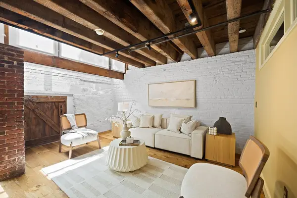 120 Fulton St #DE, Boston, MA 02109