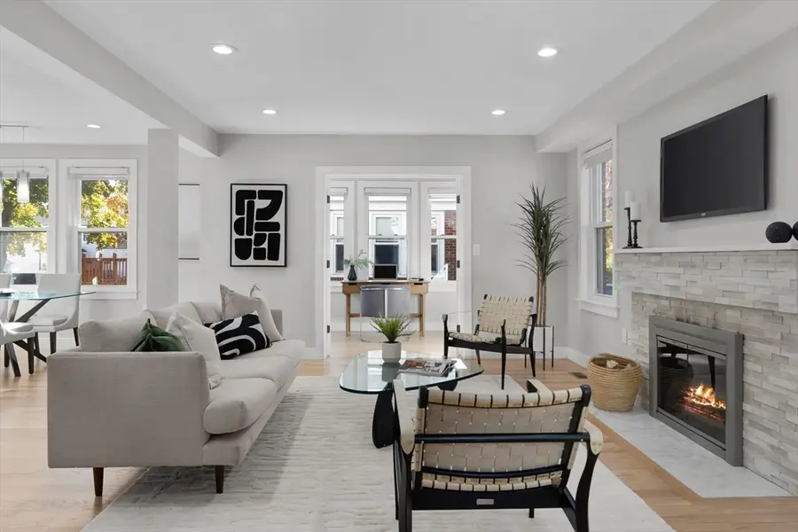 303 Russett Road, Chestnut Hill, MA 02467 - #3