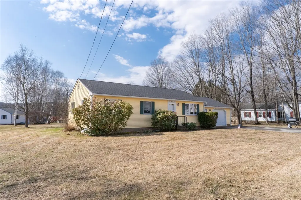 12 West St, West Brookfield, MA 01585 - #1