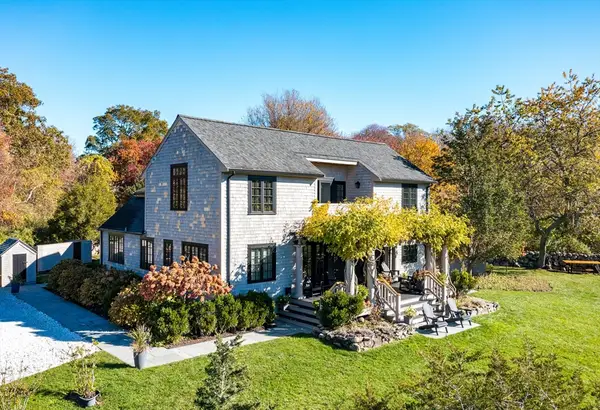 17 Robbins Street, Westport, MA 02791